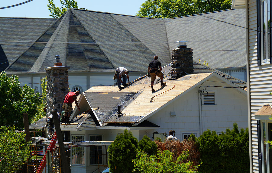 new residential roofing in progress